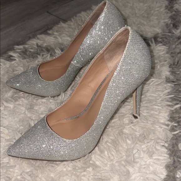 Call it spring silver sparkle pumps - Picture 2 of 6
